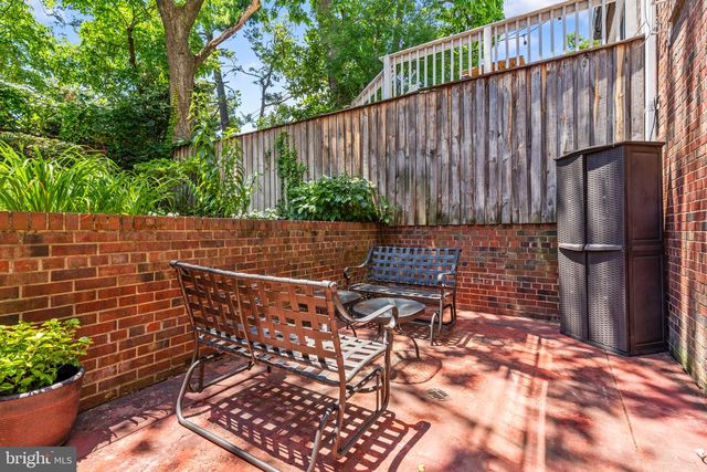 413 D ST SE, Washington, DC 20003