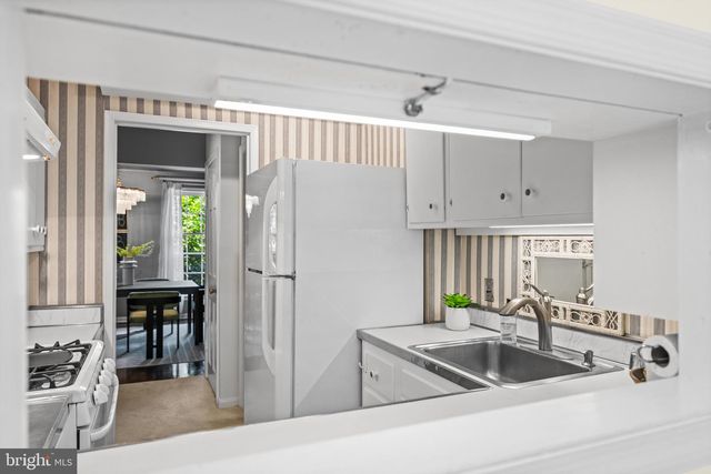 413 D ST SE, Washington, DC 20003