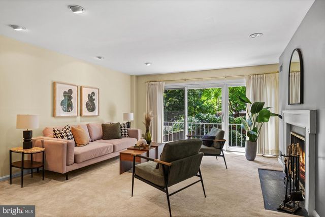 413 D ST SE, Washington, DC 20003
