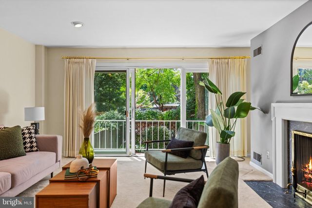 413 D ST SE, Washington, DC 20003