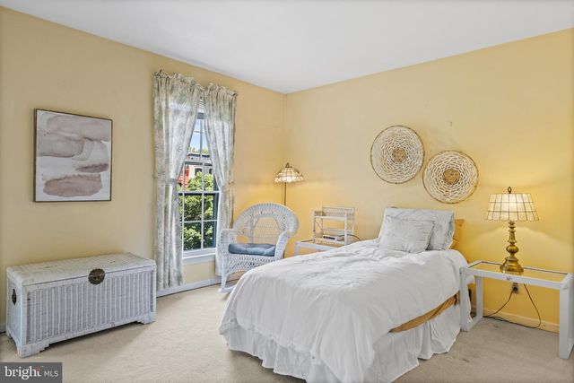 413 D ST SE, Washington, DC 20003
