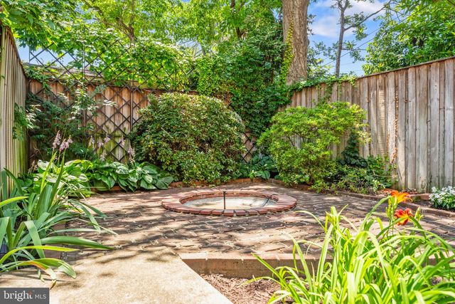 413 D ST SE, Washington, DC 20003