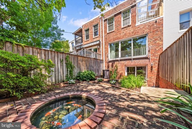 413 D ST SE, Washington, DC 20003