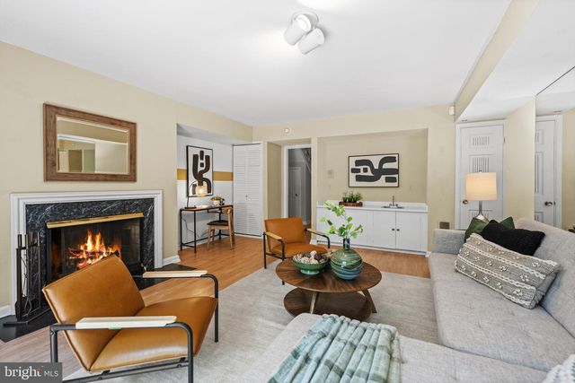 413 D ST SE, Washington, DC 20003