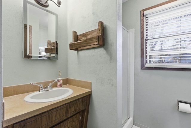 533 CAROL LYNN DRIVE, Little Chute, WI 54140