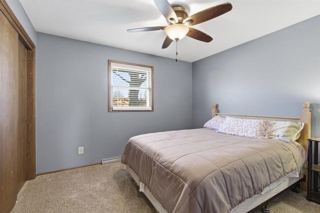 533 CAROL LYNN DRIVE, Little Chute, WI 54140