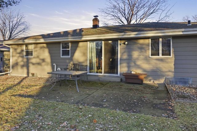 533 CAROL LYNN DRIVE, Little Chute, WI 54140