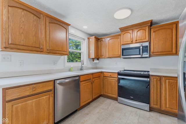 9505 Thornwood Drive, Indianapolis, IN 46250