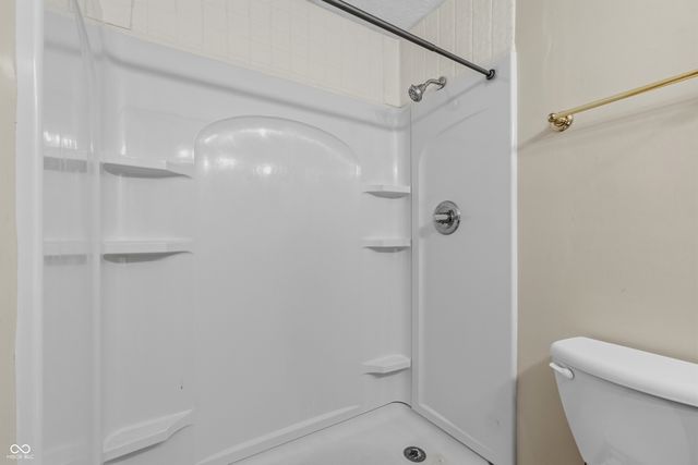 9505 Thornwood Drive, Indianapolis, IN 46250