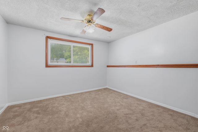 9505 Thornwood Drive, Indianapolis, IN 46250