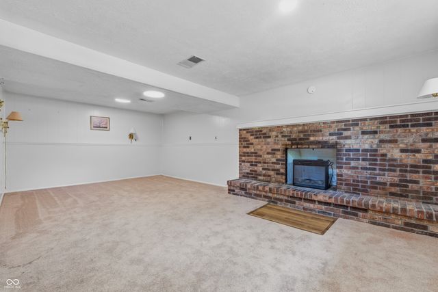 9505 Thornwood Drive, Indianapolis, IN 46250