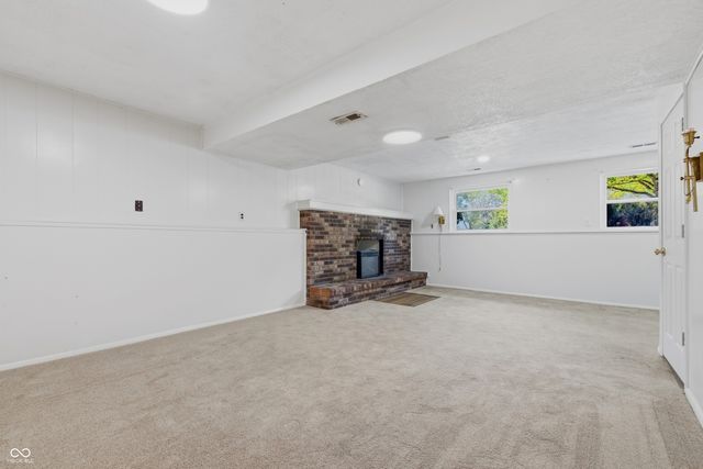 9505 Thornwood Drive, Indianapolis, IN 46250