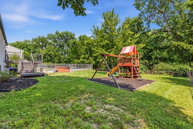 9505 Thornwood Drive, Indianapolis, IN 46250