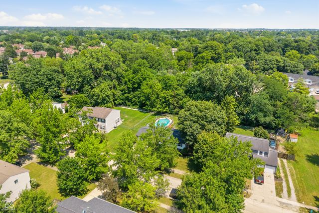 9505 Thornwood Drive, Indianapolis, IN 46250