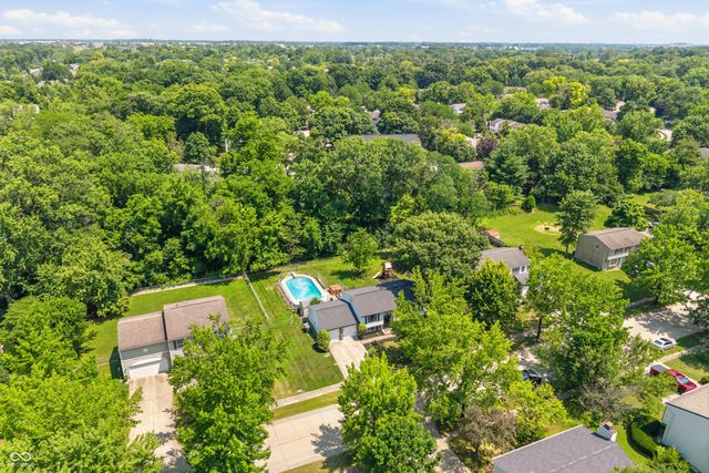 9505 Thornwood Drive, Indianapolis, IN 46250