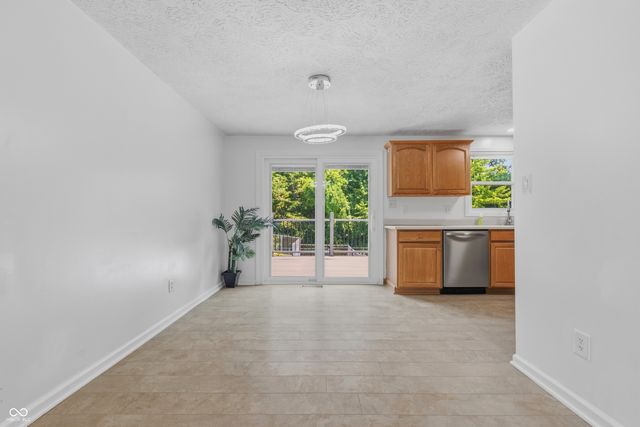 9505 Thornwood Drive, Indianapolis, IN 46250