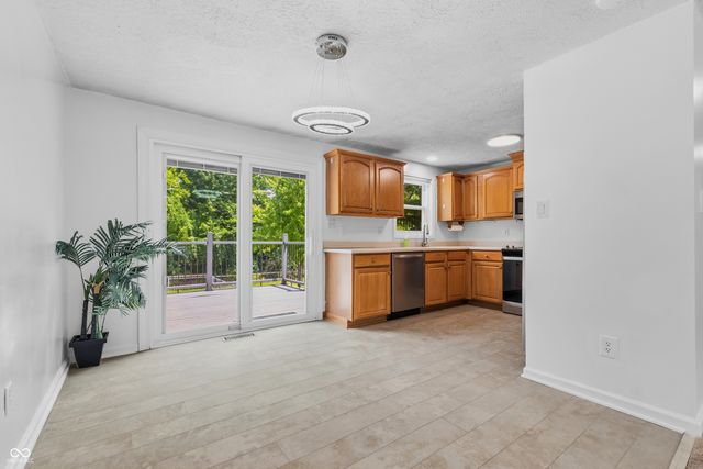 9505 Thornwood Drive, Indianapolis, IN 46250
