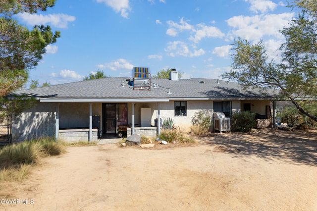 9688 Tanbark Avenue, California City, CA 93505