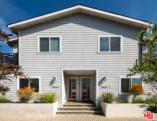 3944 S Budlong Avenue, Los Angeles, CA 90037