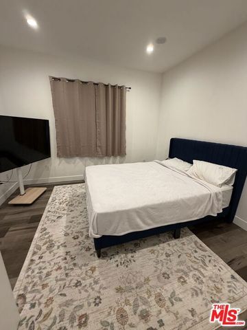 3944 S Budlong Avenue, Los Angeles, CA 90037