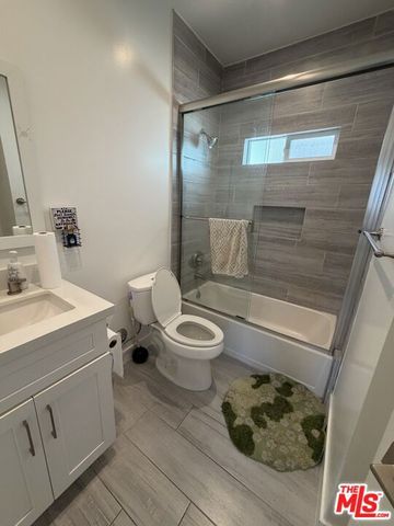 3944 S Budlong Avenue, Los Angeles, CA 90037