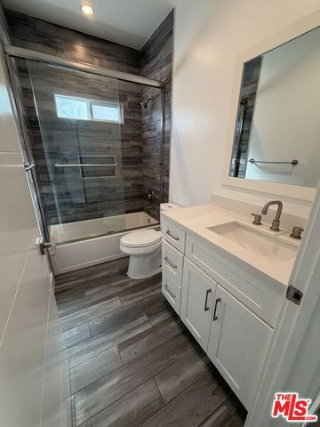 3944 S Budlong Avenue, Los Angeles, CA 90037