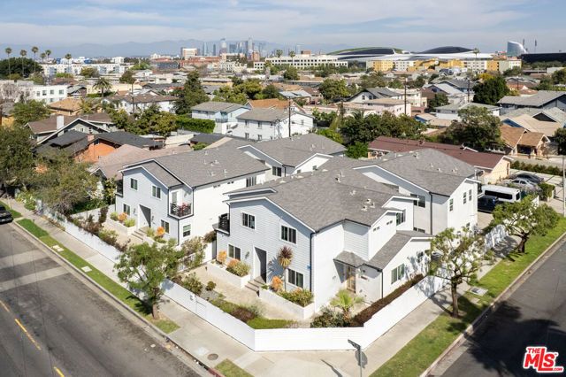 3944 S Budlong Avenue, Los Angeles, CA 90037