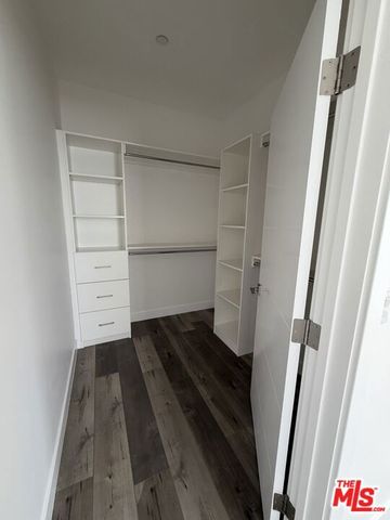 3944 S Budlong Avenue, Los Angeles, CA 90037