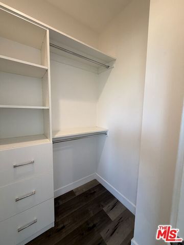 3944 S Budlong Avenue, Los Angeles, CA 90037