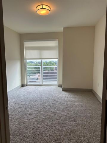 6955 Turtlewood Drive 502, Houston, TX 77072