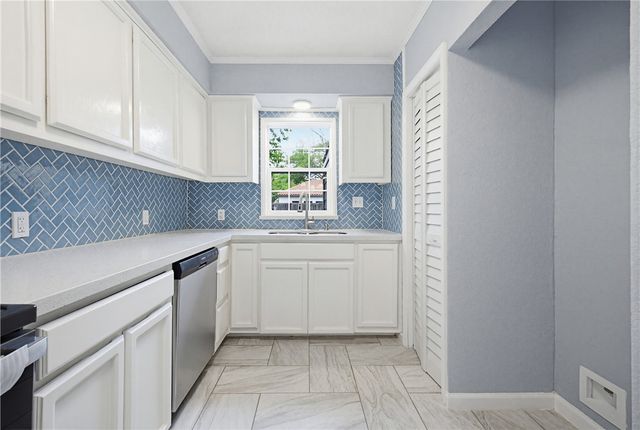 446 Naples St, Corpus Christi, TX 78404