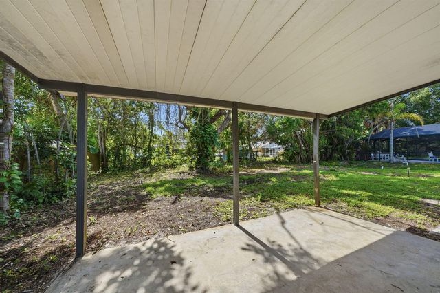 306 24th Avenue, Vero Beach, FL 32967
