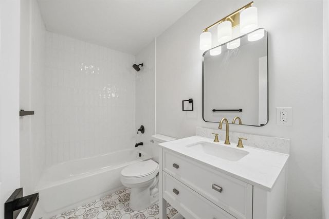 306 24th Avenue, Vero Beach, FL 32967