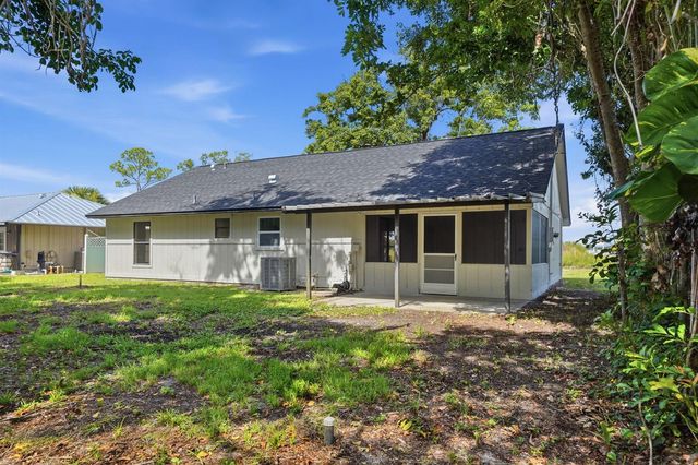 306 24th Avenue, Vero Beach, FL 32967