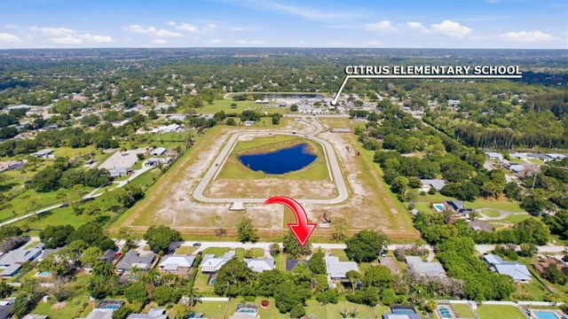 306 24th Avenue, Vero Beach, FL 32967
