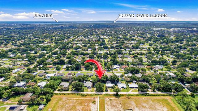 306 24th Avenue, Vero Beach, FL 32967