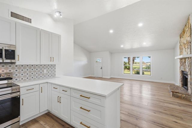 306 24th Avenue, Vero Beach, FL 32967