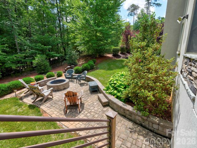 10530 Sweetleaf Place, Charlotte, NC 28278