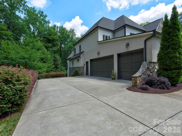 10530 Sweetleaf Place, Charlotte, NC 28278