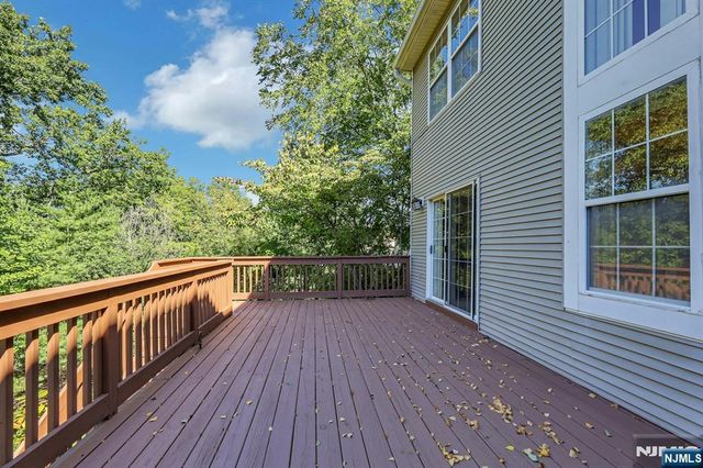377 Green Mountain Road, Mahwah, NJ 07430
