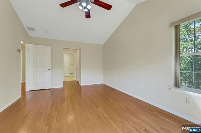 377 Green Mountain Road, Mahwah, NJ 07430