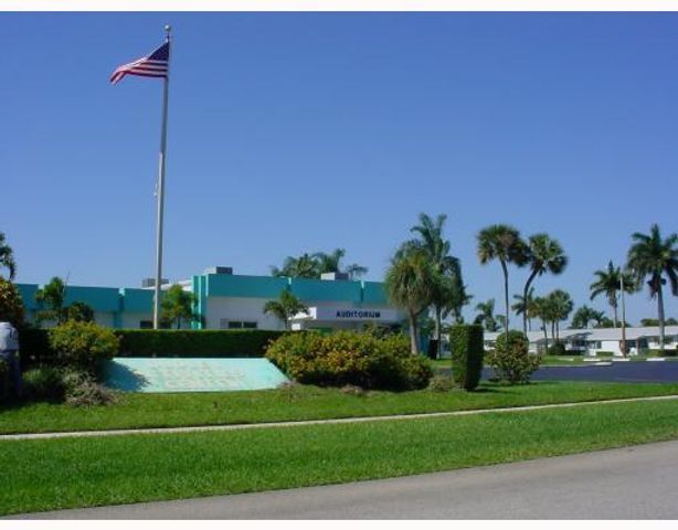 2556 E Dudley Dr Drive E D, West Palm Beach, FL 33415