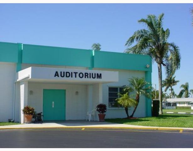 2556 E Dudley Dr Drive E D, West Palm Beach, FL 33415
