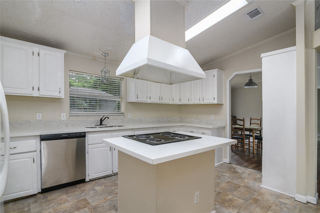 5233 Timothy Trail, Bossier City, LA 71111