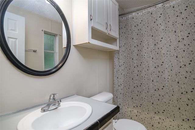 5233 Timothy Trail, Bossier City, LA 71111