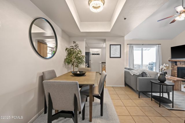 6915 W 2200 Apt 6x, Park City, UT 84098