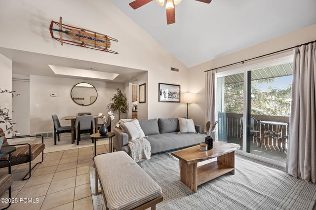 6915 W 2200 Apt 6x, Park City, UT 84098