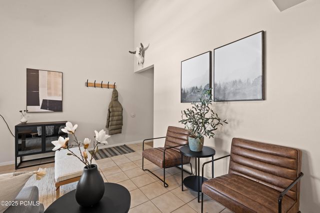 6915 W 2200 Apt 6x, Park City, UT 84098