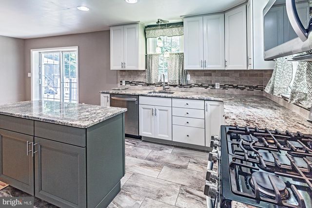 48 MARION AVE, Claymont, DE 19703
