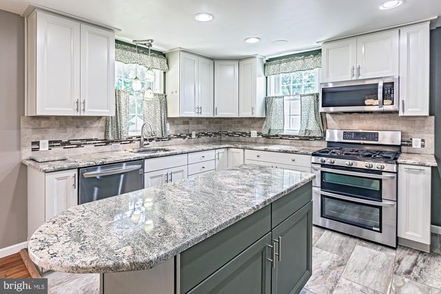 48 MARION AVE, Claymont, DE 19703